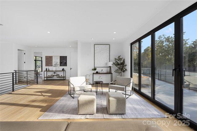 2804 Shenandoah Avenue, Charlotte, NC 28205