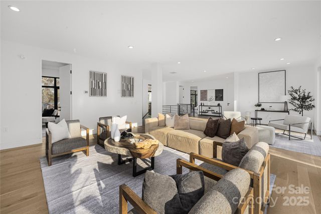 2804 Shenandoah Avenue, Charlotte, NC 28205