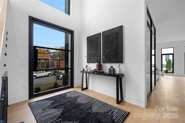 2804 Shenandoah Avenue, Charlotte, NC 28205