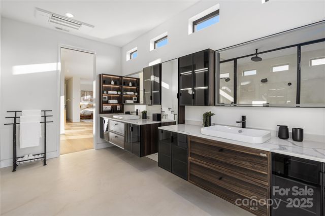 2804 Shenandoah Avenue, Charlotte, NC 28205