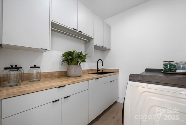 2804 Shenandoah Avenue, Charlotte, NC 28205