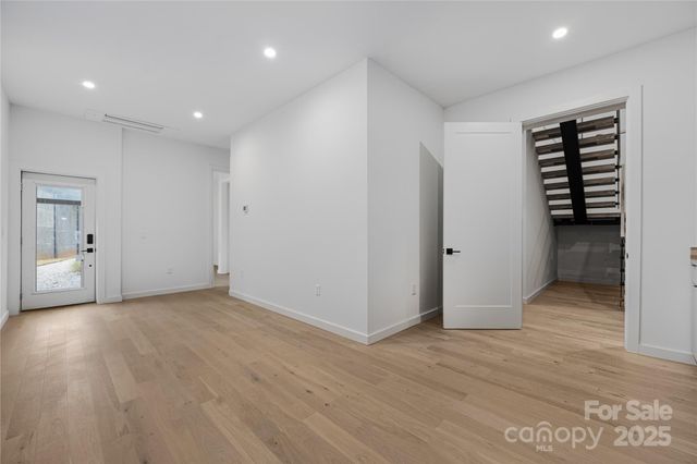 2804 Shenandoah Avenue, Charlotte, NC 28205