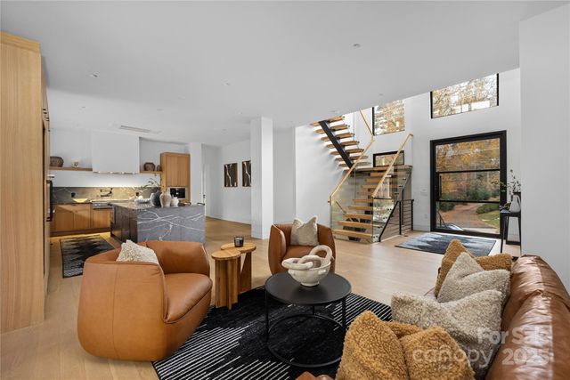 2804 Shenandoah Avenue, Charlotte, NC 28205