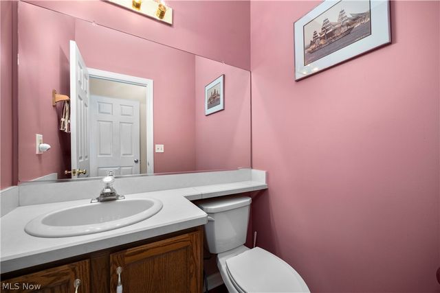 27070 Glenside Lane, Olmsted Twp, OH 44138