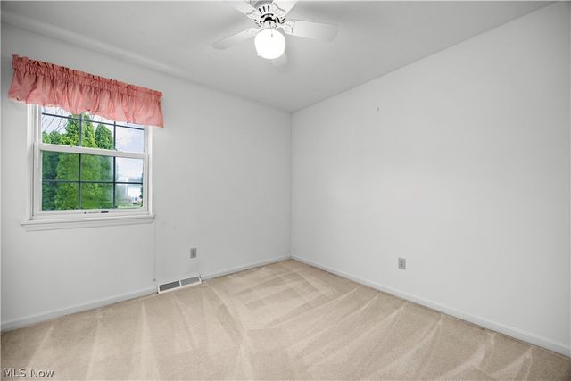 27070 Glenside Lane, Olmsted Twp, OH 44138