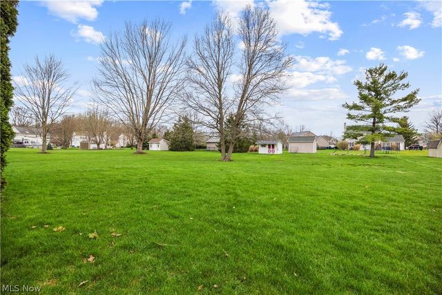 27070 Glenside Lane, Olmsted Twp, OH 44138