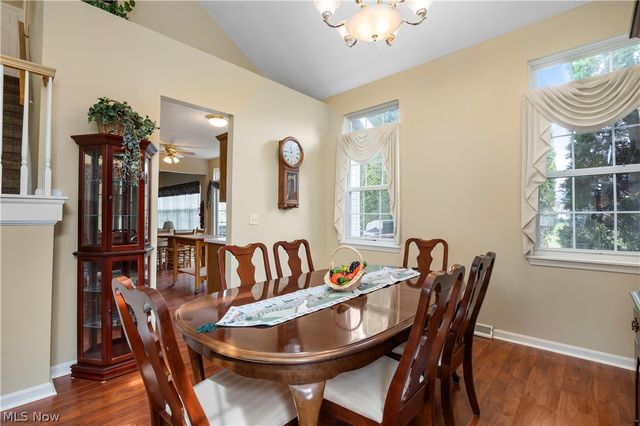 27070 Glenside Lane, Olmsted Twp, OH 44138