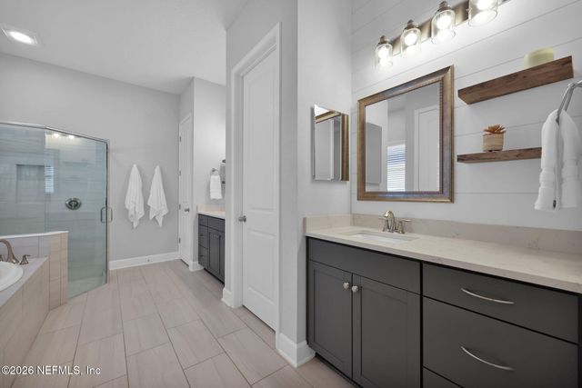 70 FESTING GROVE Drive, Jacksonville, FL 32081