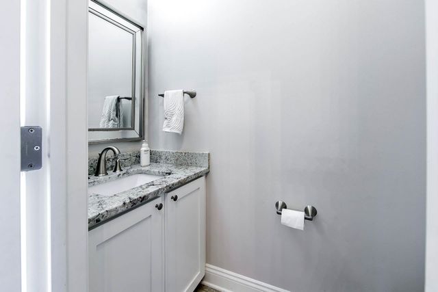 677 Lancaster Dr, Houma, LA 70360