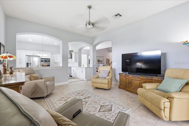 5011 CORTO DRIVE, Orlando, FL 32837