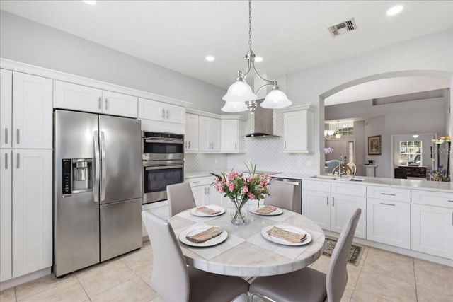 5011 CORTO DRIVE, Orlando, FL 32837