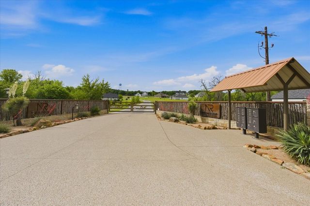 1016 Newsom Ranch Road, Azle, TX 76020