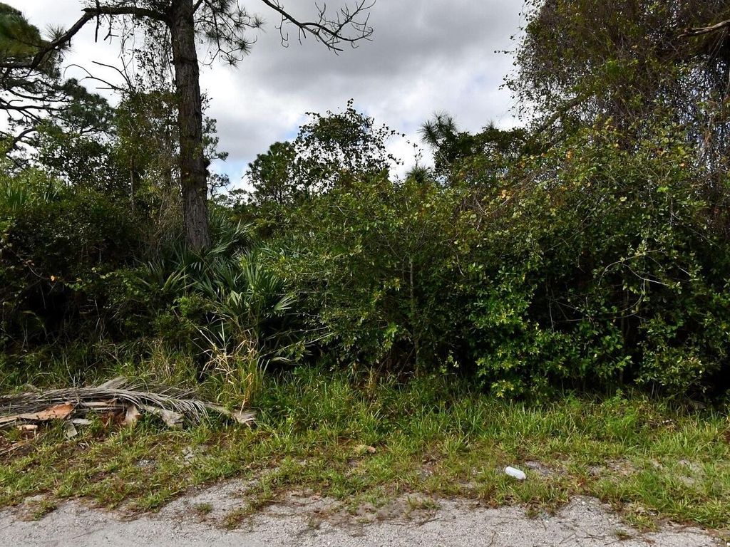 0 Navajo Avenue, Fort Pierce, FL 34946