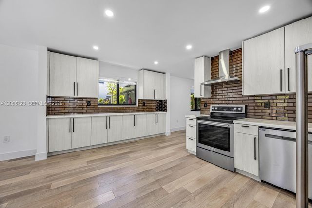 3052 SW 26th Street 3052, Miami, FL 33133