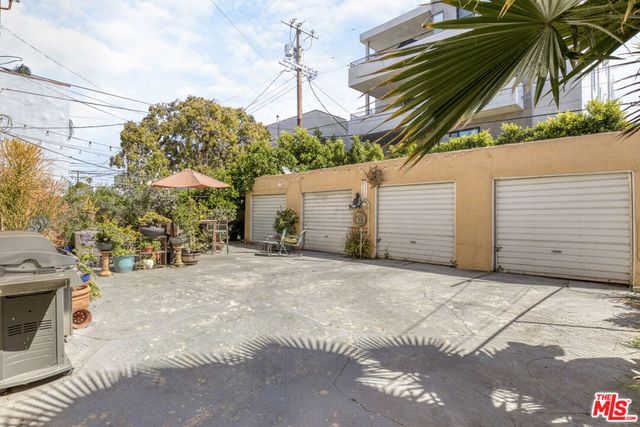 358 N Ogden Drive, Los Angeles, CA 90036