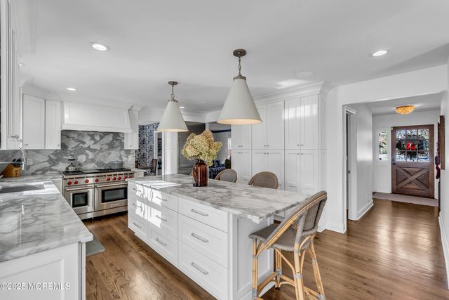 91 Lewis Point Road, Fair Haven, NJ 07704