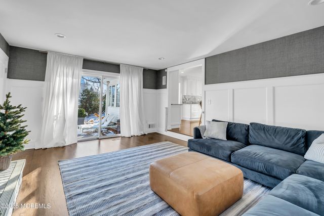 91 Lewis Point Road, Fair Haven, NJ 07704