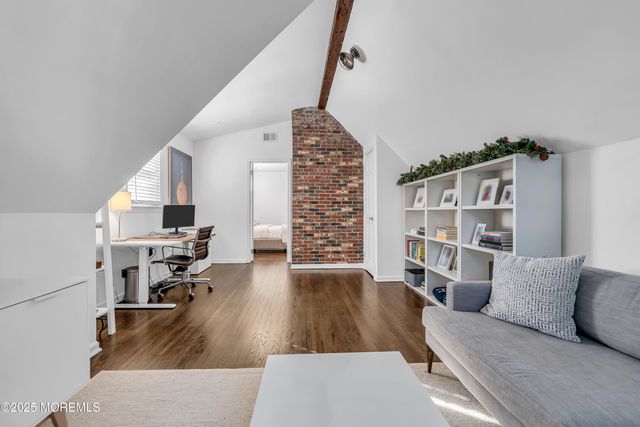 91 Lewis Point Road, Fair Haven, NJ 07704