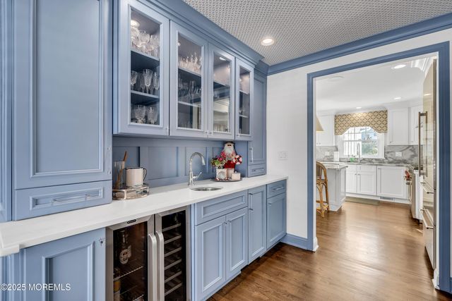 91 Lewis Point Road, Fair Haven, NJ 07704