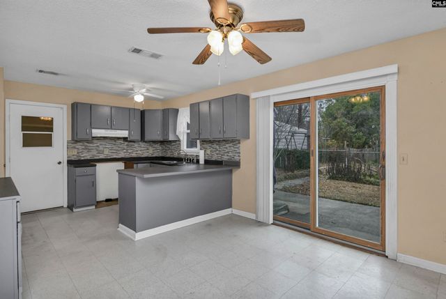 2613 Riverside Lane, Cayce, SC 29033