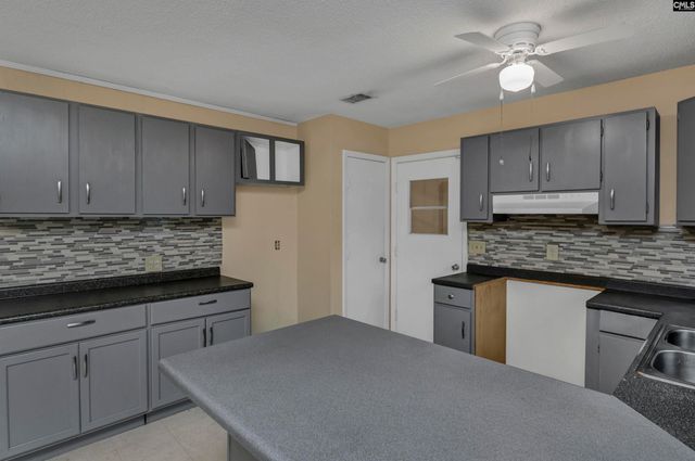 2613 Riverside Lane, Cayce, SC 29033