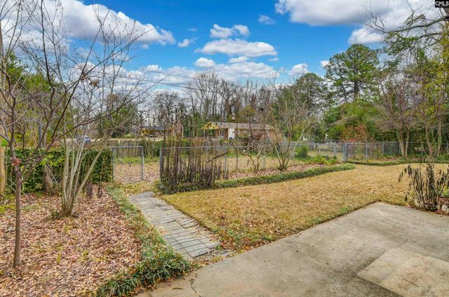 2613 Riverside Lane, Cayce, SC 29033