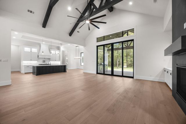 4458 Lily Bean Rd, Montgomery, TX 77316