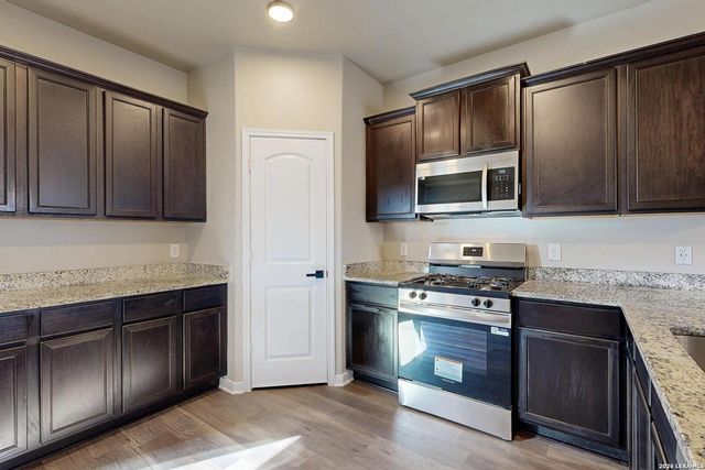 15203 Escalante Pass, Von Ormy, TX 78073