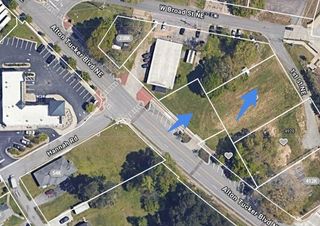 4938 FIRST Avenue, Sugar Hill, GA 30518