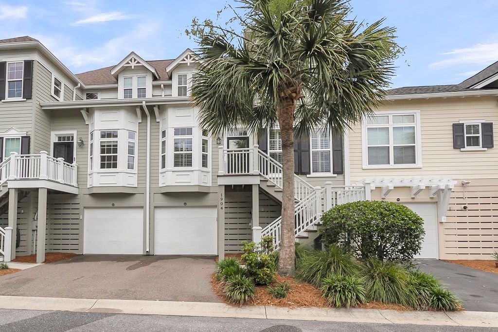 1904 English Ivy Court, Mount Pleasant, SC 29464