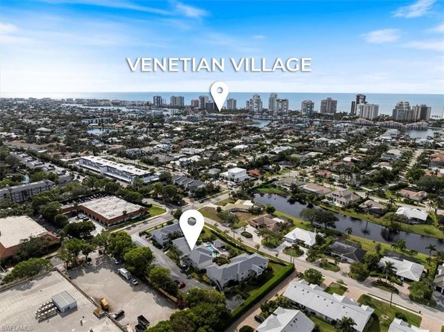 725 Neapolitan WAY # 725, Naples, FL 34103