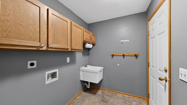 3514 42nd Street NW, Rochester, MN 55901