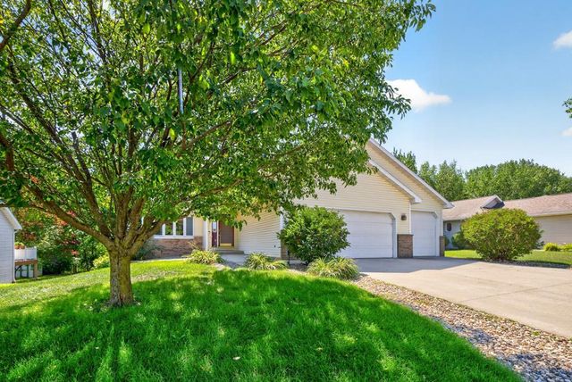 3514 42nd Street NW, Rochester, MN 55901