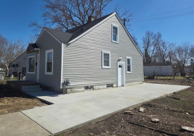 20821 N Pierson Court, Detroit, MI 48228