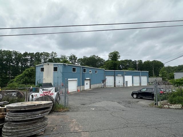 1635 Page Blvd, Springfield, MA 01104