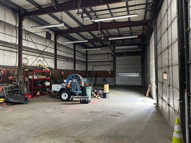 1635 Page Blvd, Springfield, MA 01104