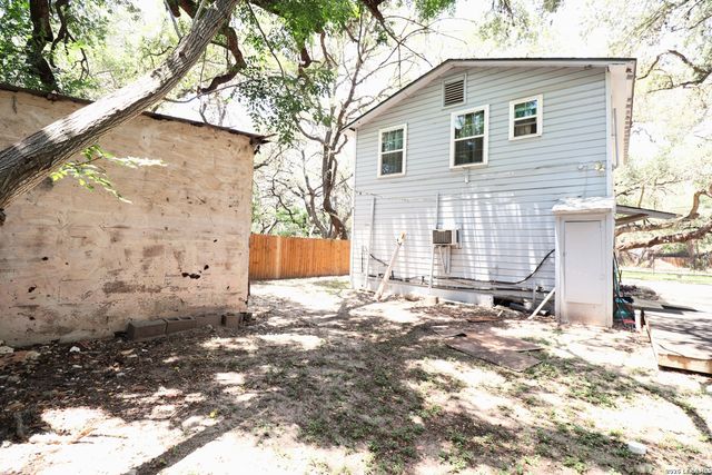 22610 Crossbow, Von Ormy, TX 78073