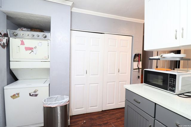 22610 Crossbow, Von Ormy, TX 78073