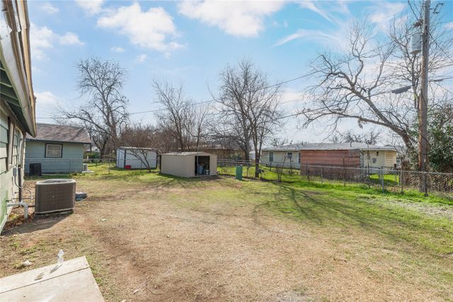 2301 Berkley Street, Brownwood, TX 76801