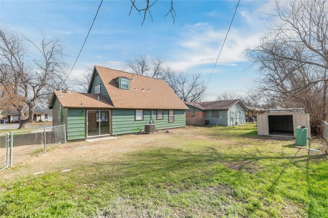 2301 Berkley Street, Brownwood, TX 76801