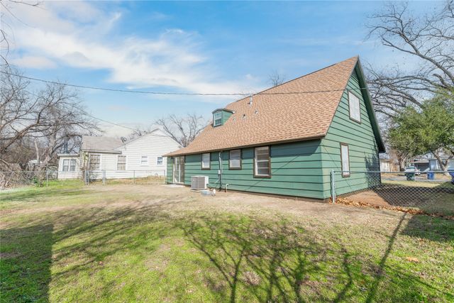 2301 Berkley Street, Brownwood, TX 76801