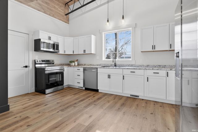 3948 S 1100 EAST, Greentown, IN 46936