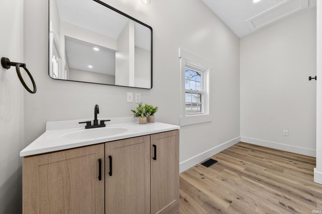 3948 S 1100 EAST, Greentown, IN 46936