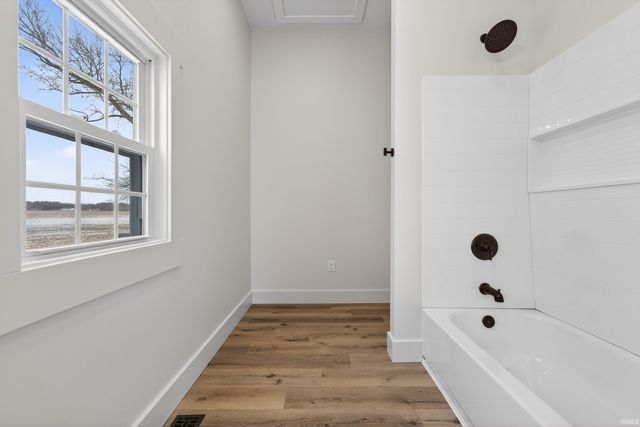 3948 S 1100 EAST, Greentown, IN 46936