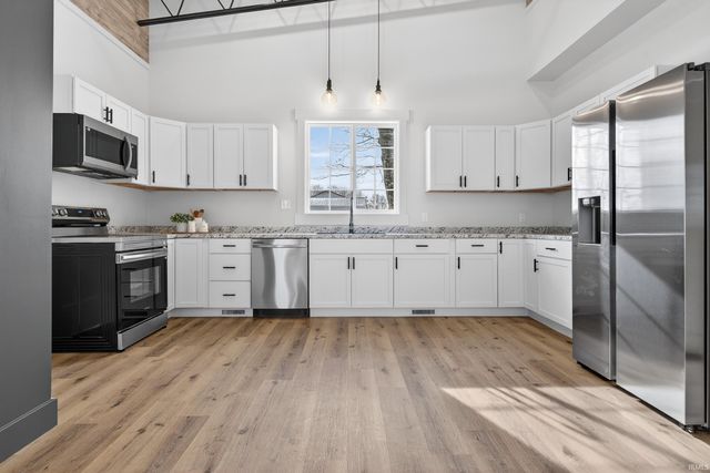 3948 S 1100 EAST, Greentown, IN 46936