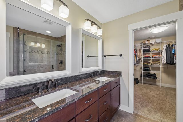 4012 140th Street, Urbandale, IA 50323