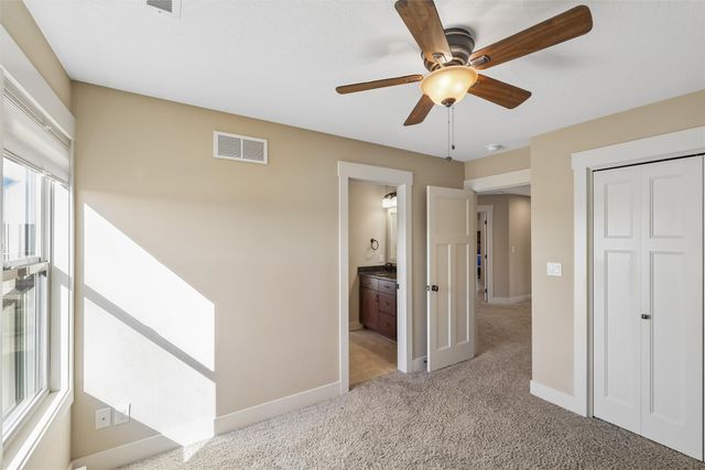 4012 140th Street, Urbandale, IA 50323