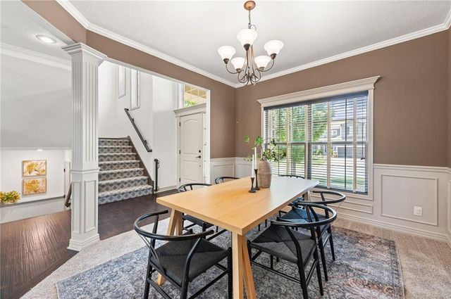 1412 SW Whistle Drive, Lee's Summit, MO 64082