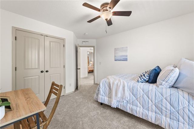 1412 SW Whistle Drive, Lee's Summit, MO 64082