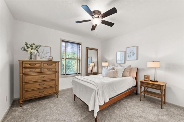 1412 SW Whistle Drive, Lee's Summit, MO 64082